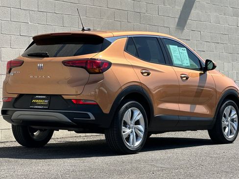 Certified 2025 Buick Encore GX Preferred FWD image 4