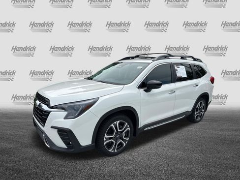 Used 2024 Subaru Ascent Touring w/ Popular Package #2 AWD/4WD image 5