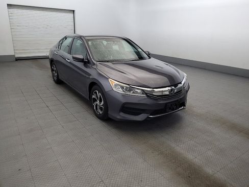 Used 2016 Honda Accord LX image 13