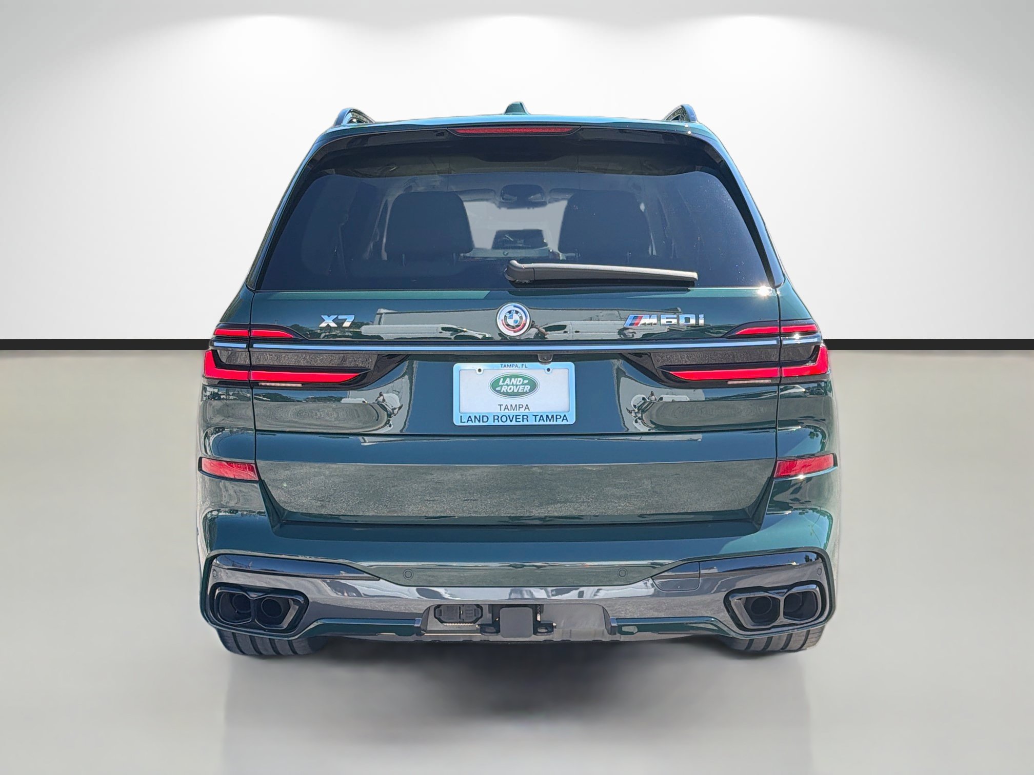 Used 2023 BMW X7 M60i w/ Executive Package AWD/4WD image 4