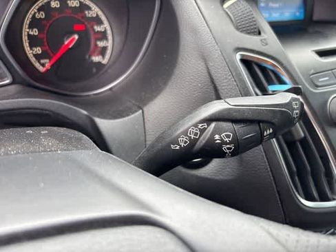 Used 2017 Ford Focus ST image 17