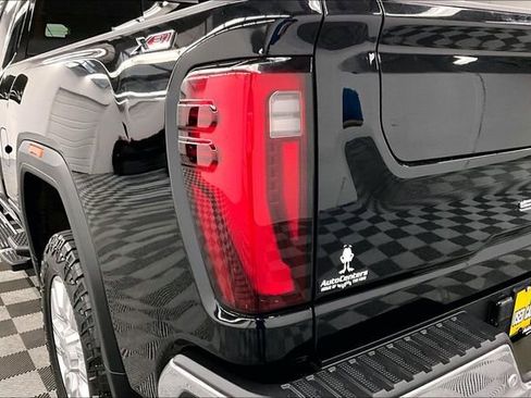 Used 2024 GMC Sierra 2500 SLT w/ SLT Premium Package image 36