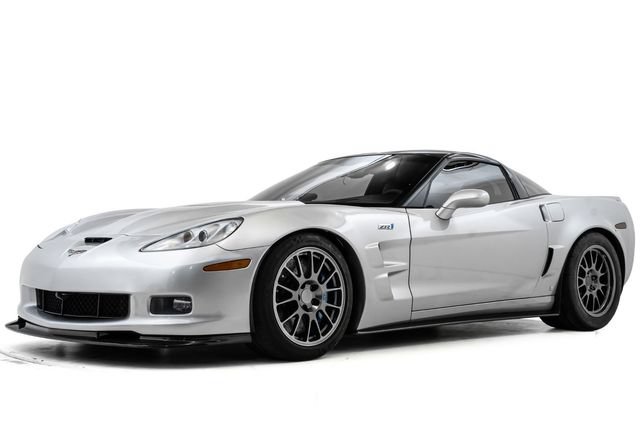 Used 2009 Chevrolet Corvette ZR1 w/ Preferred Equipment Group RWD image 8