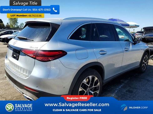 Used 2025 Mercedes-Benz GLC 350e 4MATIC image 4