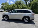 Used 2016 Toyota Highlander Limited image 4