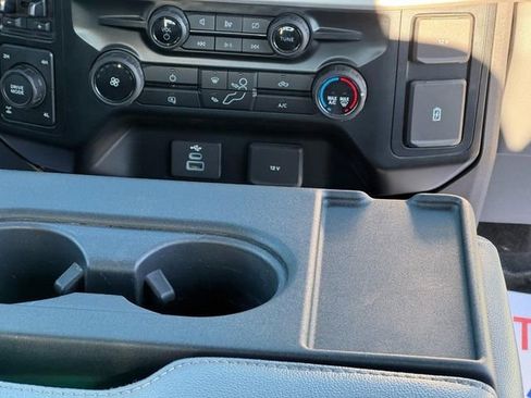 Used 2024 Ford F250 XL w/ XL Chrome Package image 14