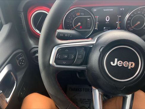 Used 2023 Jeep Wrangler Unlimited Rubicon AWD/4WD image 24