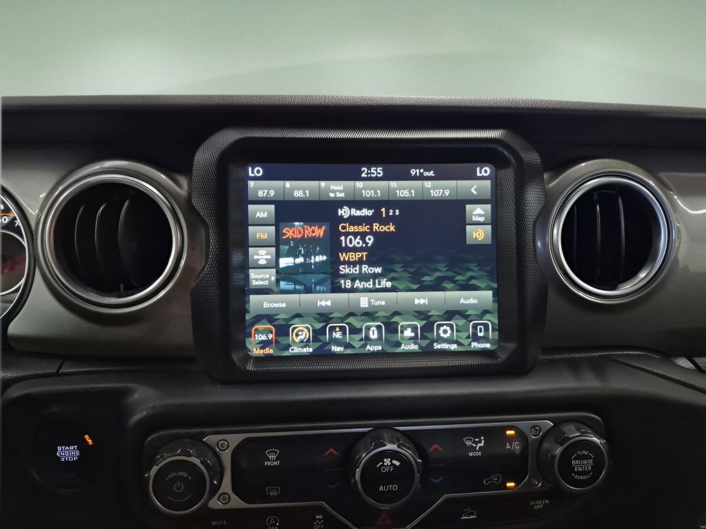 Used 2023 Jeep Gladiator Overland AWD/4WD image 29