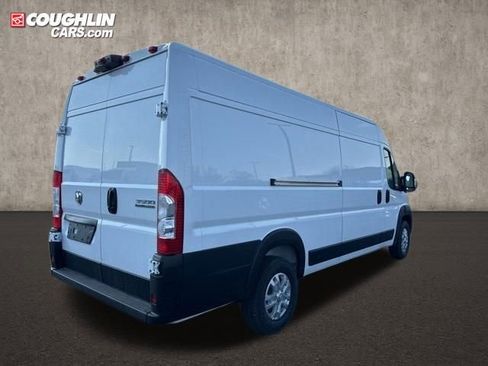 New 2024 RAM ProMaster 3500 w/ Quick Order Package 22G SLT FWD image 6