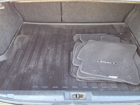 Used 2017 Subaru Legacy 2.5i Premium image 7