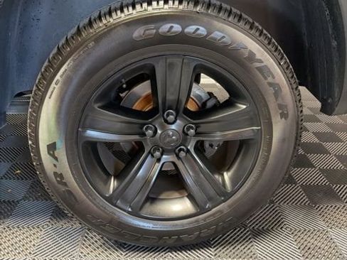 Used 2021 RAM 1500 Classic Warlock w/ Electronics Group image 11