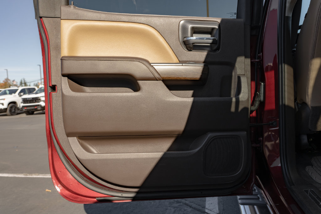 Used 2017 GMC Sierra 1500 Denali AWD/4WD image 26