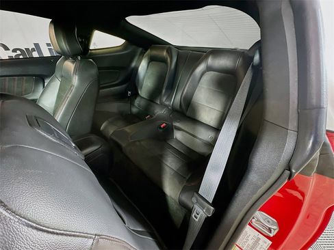 Used 2017 Ford Mustang GT Premium image 29