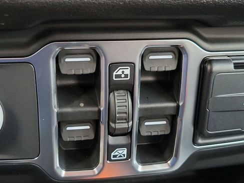 New 2026 Jeep Gladiator Sport AWD/4WD image 22