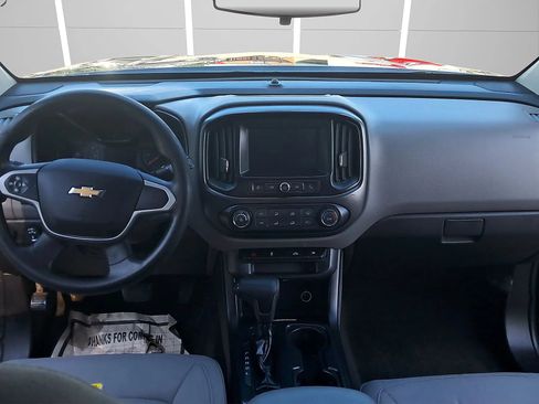 Used 2018 Chevrolet Colorado W/T w/ WT Convenience Package AWD/4WD image 18
