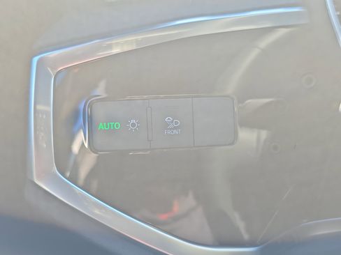 New 2025 Audi Q3 2.0T Premium image 24