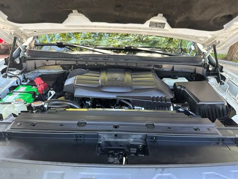 Used 2021 Nissan Titan S RWD image 10