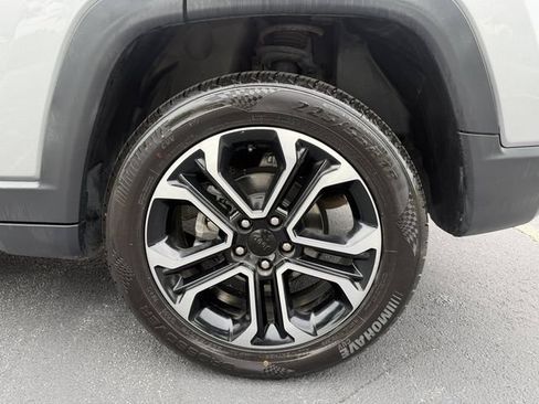 Used 2024 Jeep Compass Limited AWD/4WD image 38