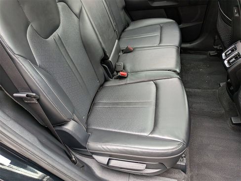 Certified 2023 Kia Sorento S w/ Panoramic Sunroof Package image 24