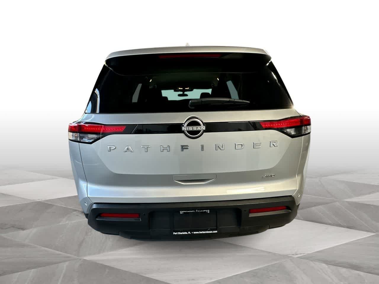 Used 2025 Nissan Pathfinder SV AWD/4WD image 7