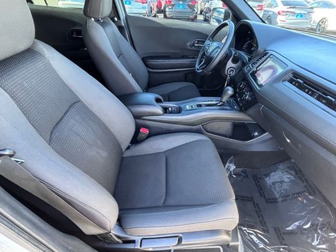 Certified 2019 Honda HR-V Sport image 14