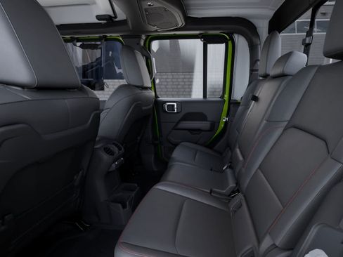 New 2025 Jeep Gladiator Rubicon AWD/4WD image 23