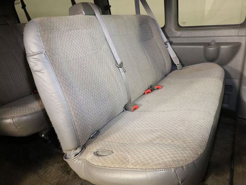 Used 2019 Chevrolet Express 3500 LT w/ LT Preferred Equipment Group image 10