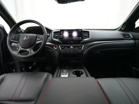 Certified 2025 Honda Ridgeline TrailSport image 5