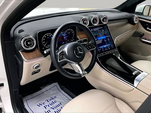 Used 2023 Mercedes-Benz GLC 300 4MATIC image 18