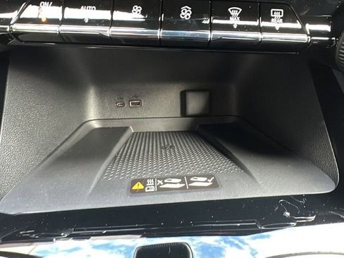 New 2026 Chevrolet Traverse Z71 w/ Enhanced Driving Package image 25