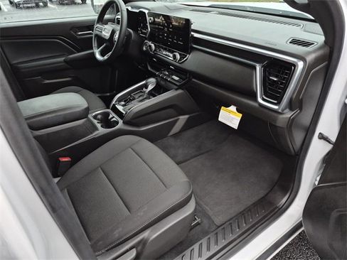 Used 2024 GMC Canyon Elevation image 10