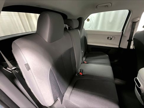 Used 2024 Hyundai Ioniq 5 SEL image 16