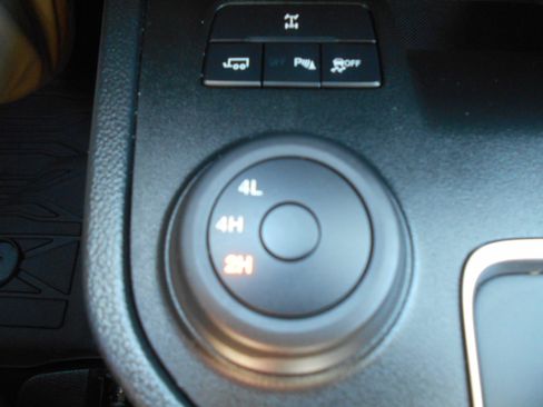 Used 2023 Ford Ranger XLT w/ Equipment Group 302A High image 15