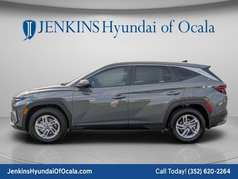 New 2026 Hyundai Tucson SE image 9