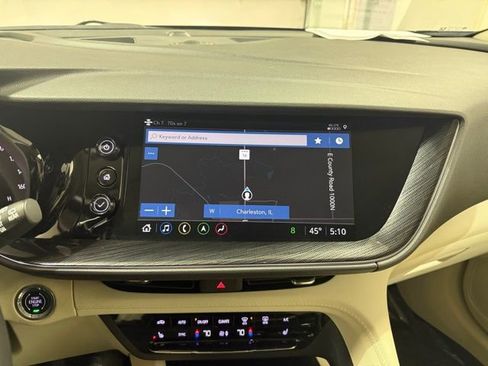 Certified 2022 Buick Envision Essence w/ Technology Package I image 19