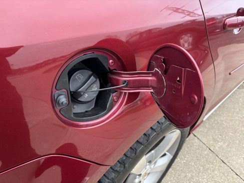 Used 2009 Chevrolet Malibu LT image 18