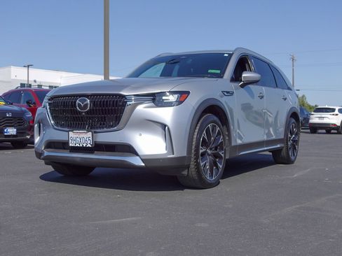 Used 2024 MAZDA CX-90 Plug-In Hybrid w/ Premium Plus AWD/4WD image 9