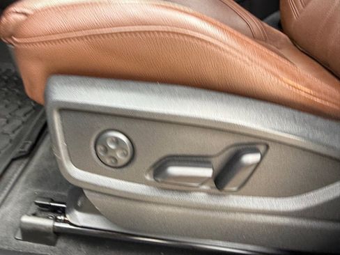 Used 2020 Audi Q5 2.0T Premium Plus w/ Premium Plus Package image 19