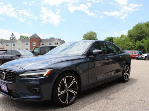 Certified 2024 Volvo S60 B5 Plus w/ Climate Package AWD/4WD image 3