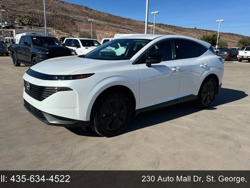 Certified 2025 Nissan Murano SV image 1