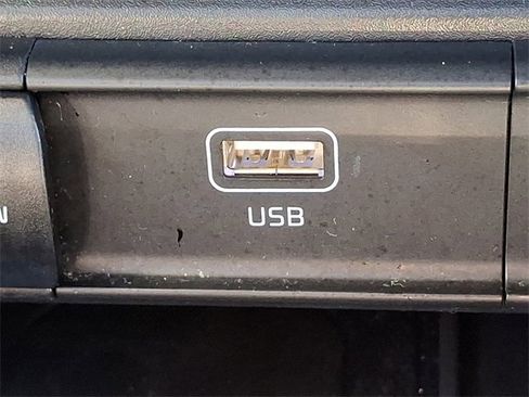 Used 2024 Kia Telluride S w/ S Sunroof Package image 27