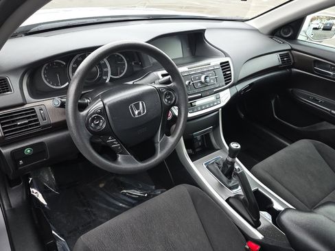 Used 2014 Honda Accord EX image 9