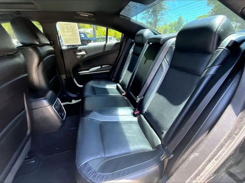 Used 2019 Dodge Charger SXT w/ Leather Interior Group RWD image 21