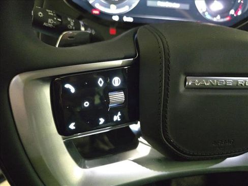 New 2025 Land Rover Range Rover SE image 18