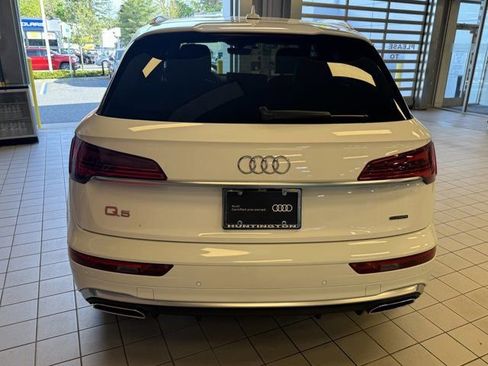 Certified 2022 Audi Q5 2.0T Premium w/ Convenience Package AWD/4WD image 6