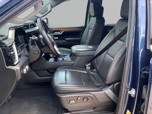 Used 2022 GMC Sierra 1500 Denali w/ Technology Package AWD/4WD image 8