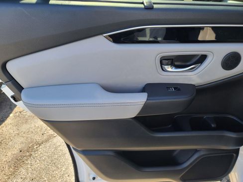 Used 2023 Honda Pilot EX-L image 15