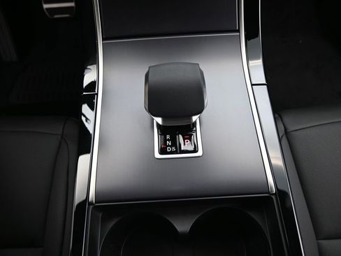 New 2026 Land Rover Range Rover Evoque Dynamic SE AWD/4WD image 24