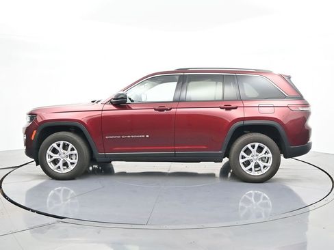 Used 2022 Jeep Grand Cherokee Limited image 9