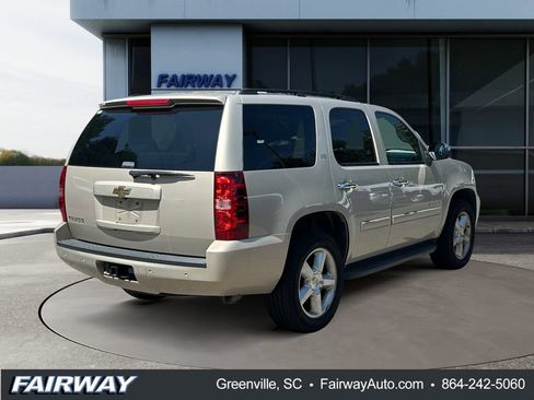 Used 2007 Chevrolet Tahoe LTZ w/ LTZ Preferred Equipment Group RWD image 7